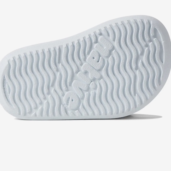 Native Kids Iridescent Sandals - Picture 3 of 8